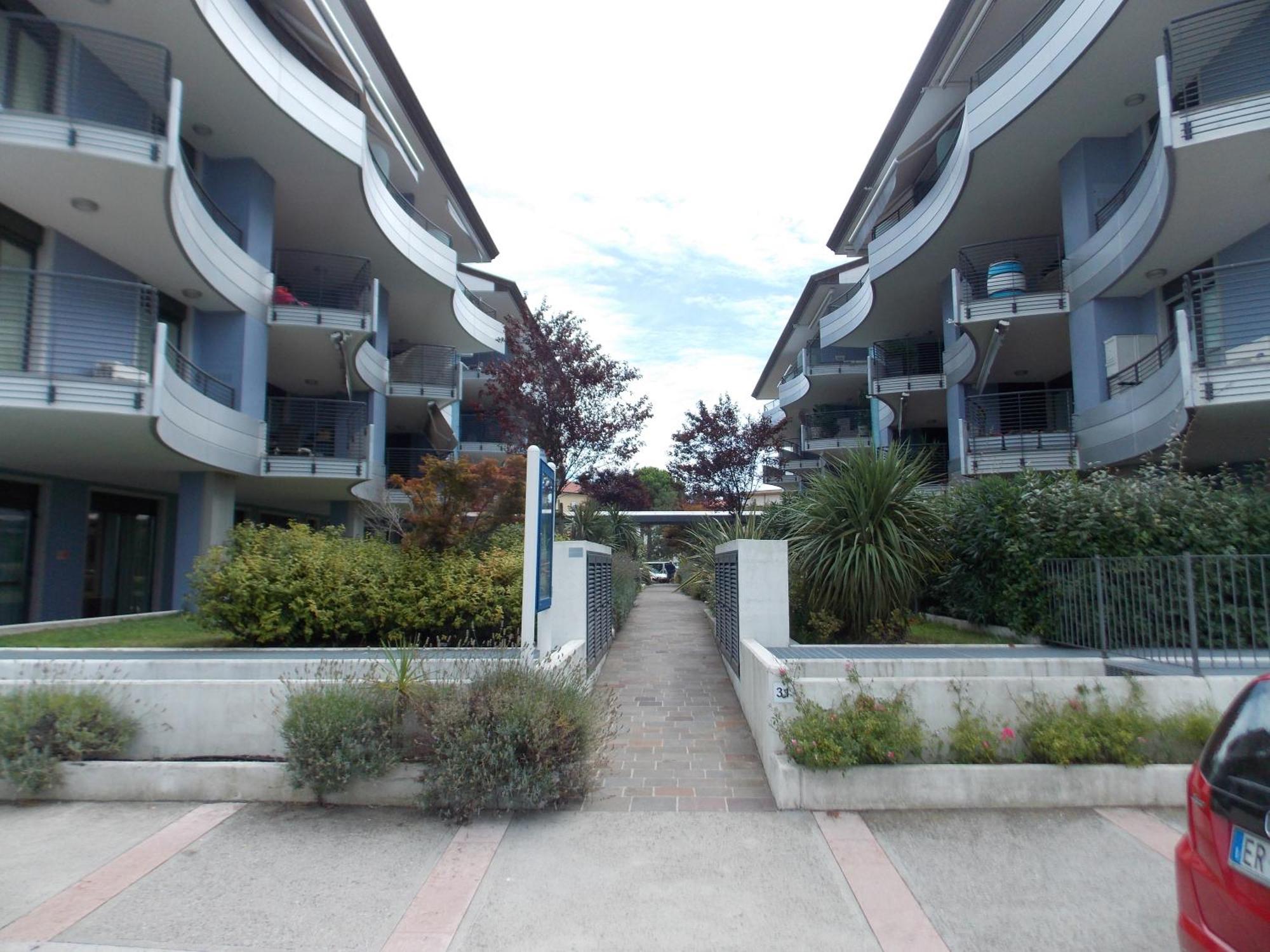 Costa Azzurra Apartment Grado Exterior photo