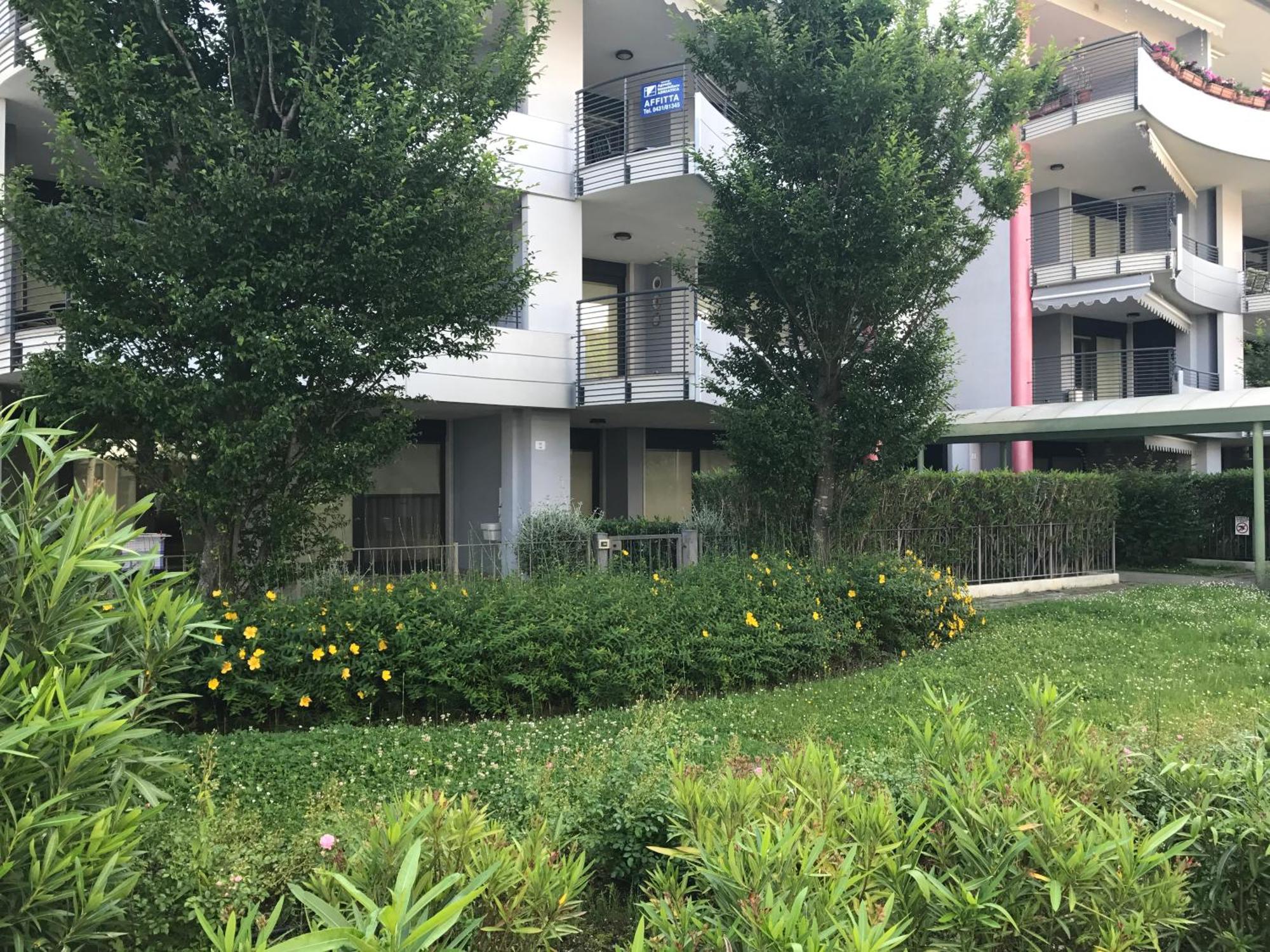 Costa Azzurra Apartment Grado Exterior photo